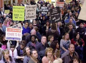 Residents of the area surrounding Indian Point nuclear plant call for the plant to be shut down